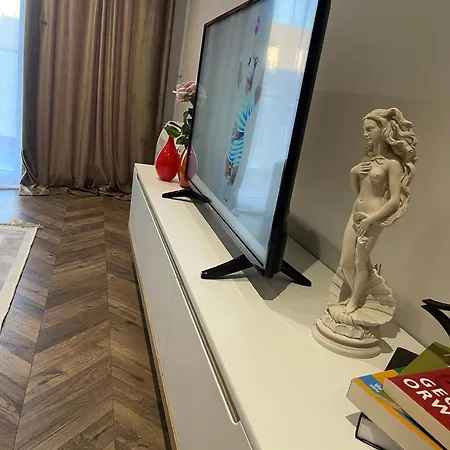 Fiori Di Bosko * Tirana