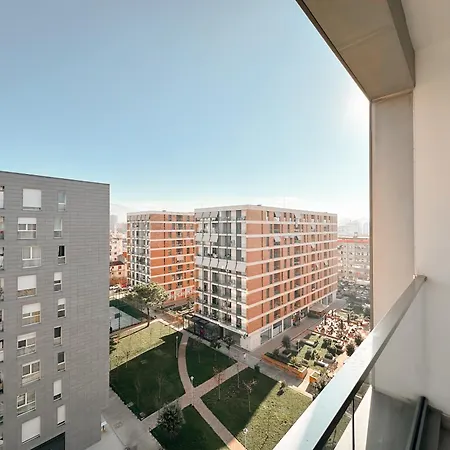 Lägenhet Fiori Di Bosko Tirana