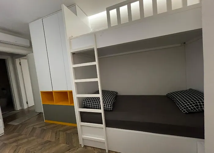 Fiori Di Bosko 地拉那